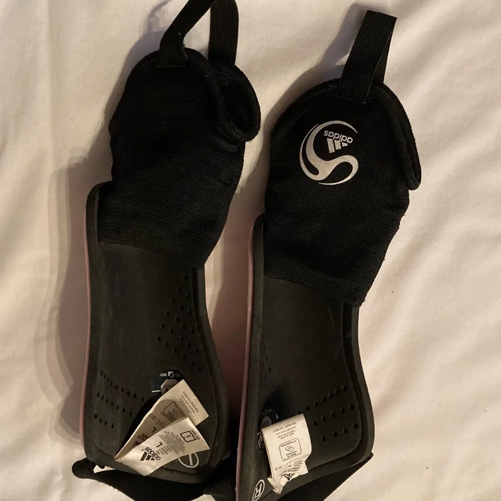ADIDAS I Shin Gaurds Pink Womens Large for Shorter than 5’11’’ - Picture 4 of 8